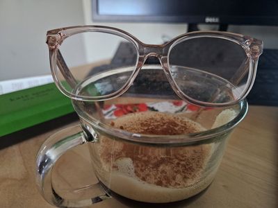 Latte art by Momvolcic